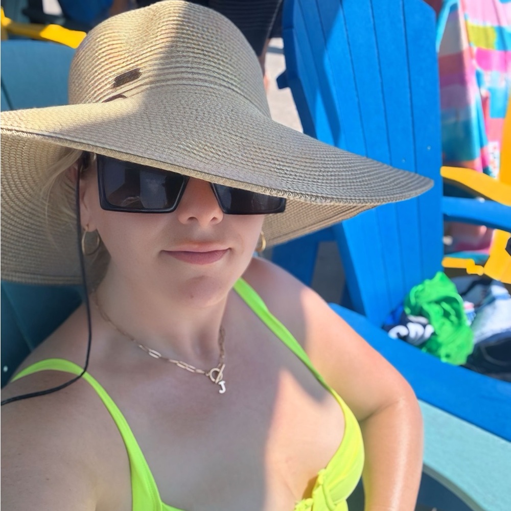 Meet your Posher, Janielle